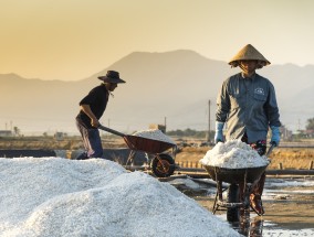 台军士官浮尸台一大桥下，悲剧背后的反思